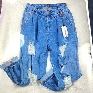 NEW Rue 21 High-Rise Barrel Jeans!